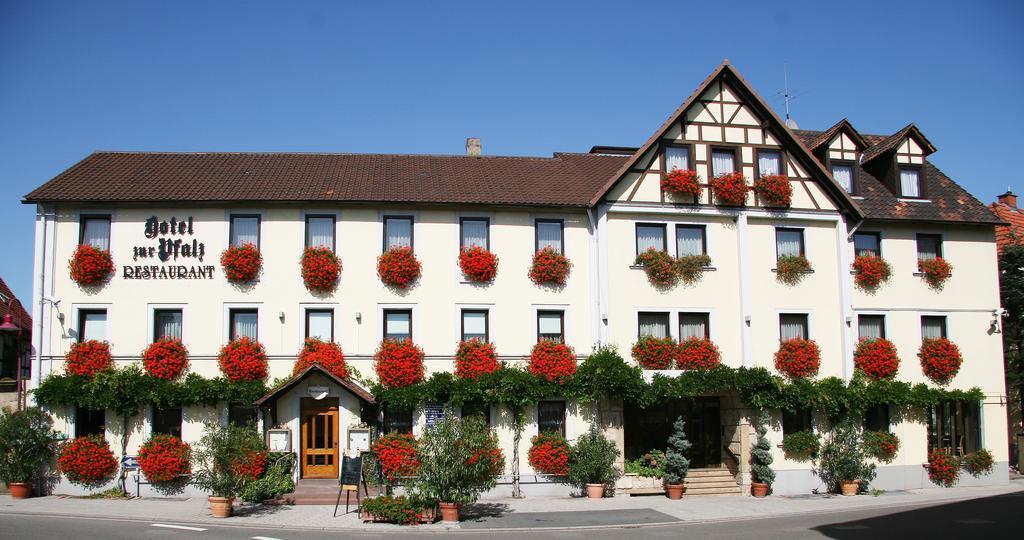 Hotel Zur Pfalz Kandel Exterior photo